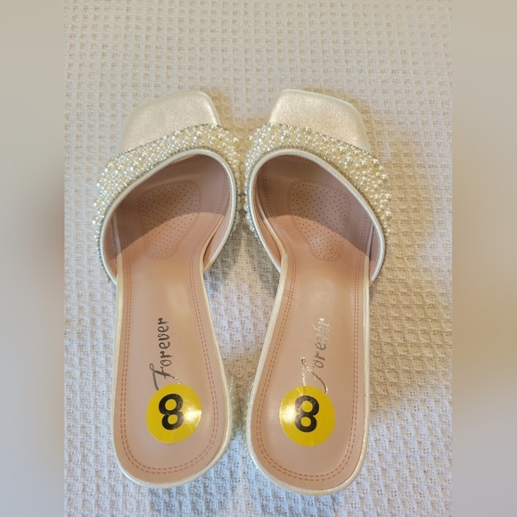Forever  White Pearl Embellished Women's Heels - Picture 4 of 11